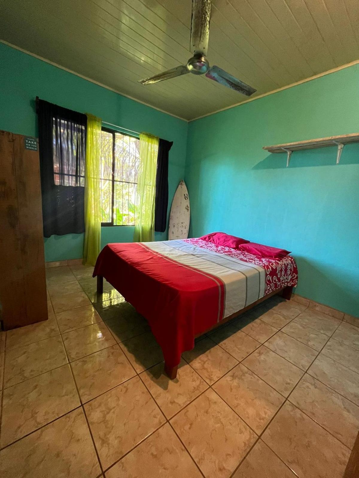 Surf House Apartment Sámara Екстериор снимка